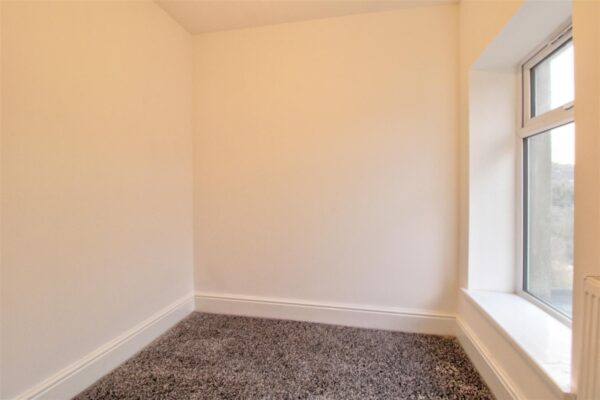 Hurford Crescent, Graigwen, Pontypridd