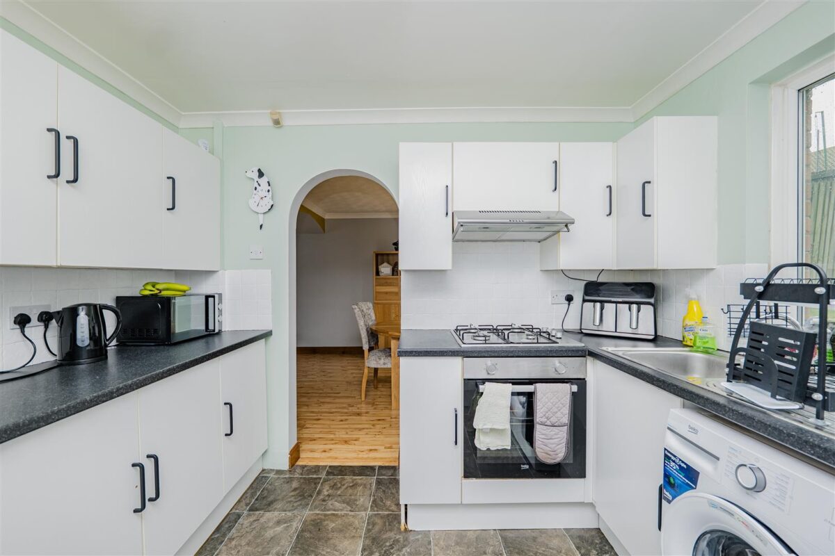 Whitewell Road, Barry