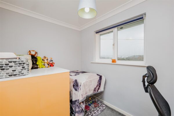 Whitewell Road, Barry