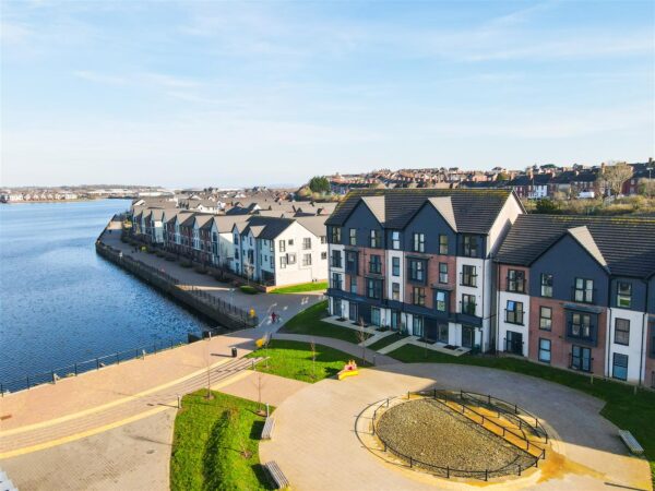 Ffordd Penrhyn, Barry