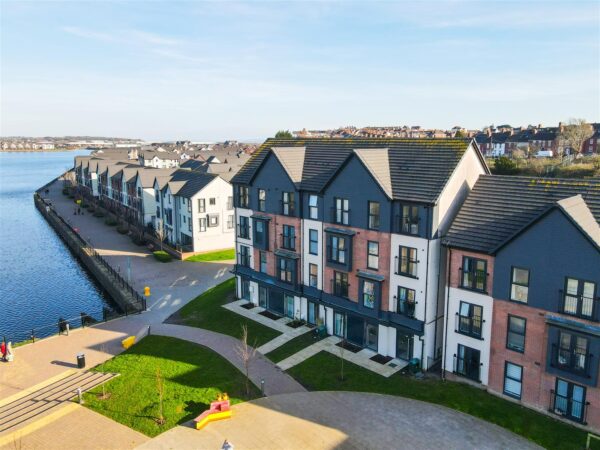 Ffordd Penrhyn, Barry