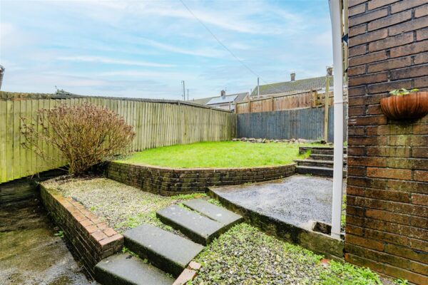 Whitewell Road, Barry