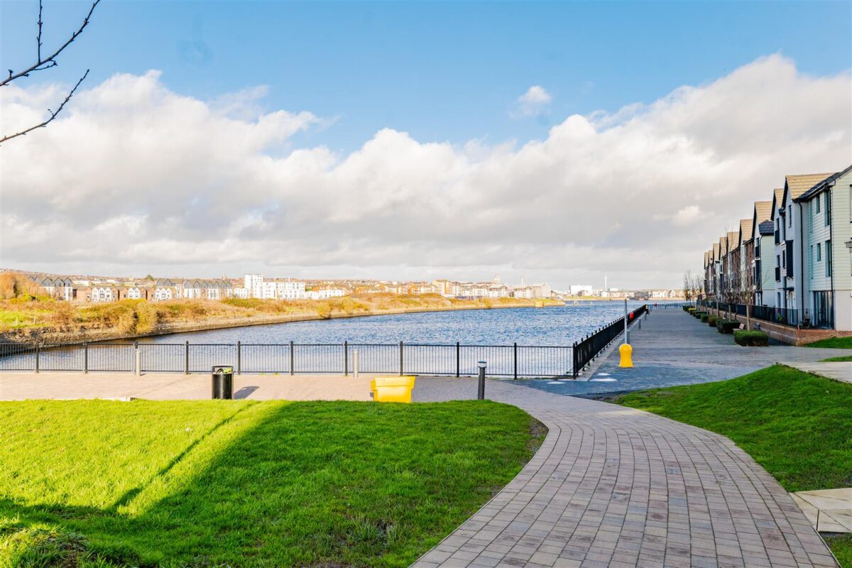 Ffordd Penrhyn, Barry