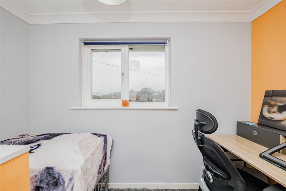 Whitewell Road, Barry