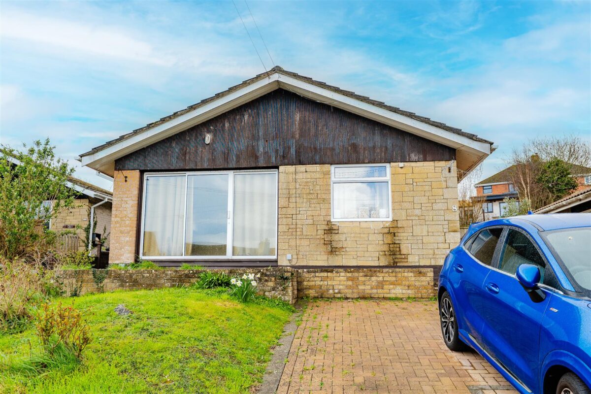 St. Brannocks Close, Barry