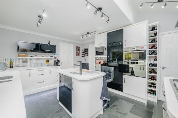 Sherbourne Close, Barry