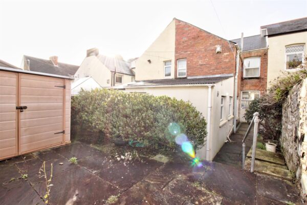 Regent Street, Barry