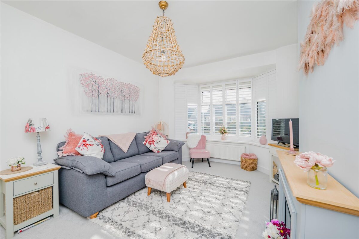 Pontypridd Road, Barry