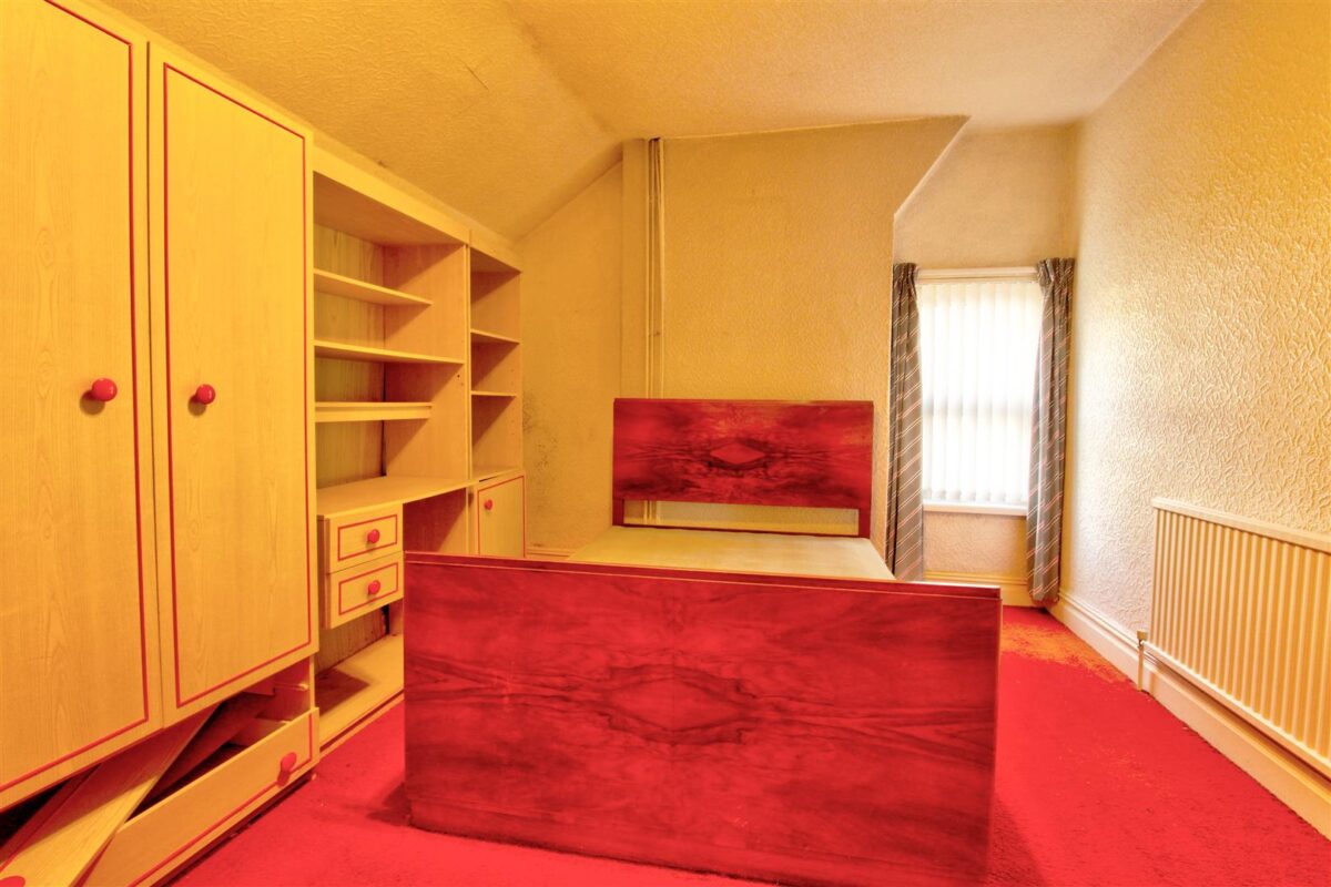 Regent Street, Barry