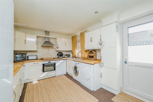 St. Brannocks Close, Barry