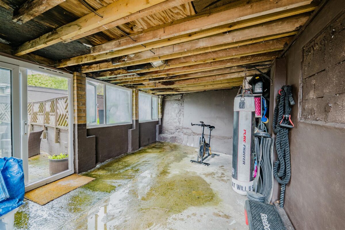 St. Brannocks Close, Barry