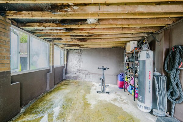 St. Brannocks Close, Barry