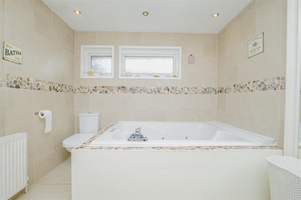 St. Brannocks Close, Barry