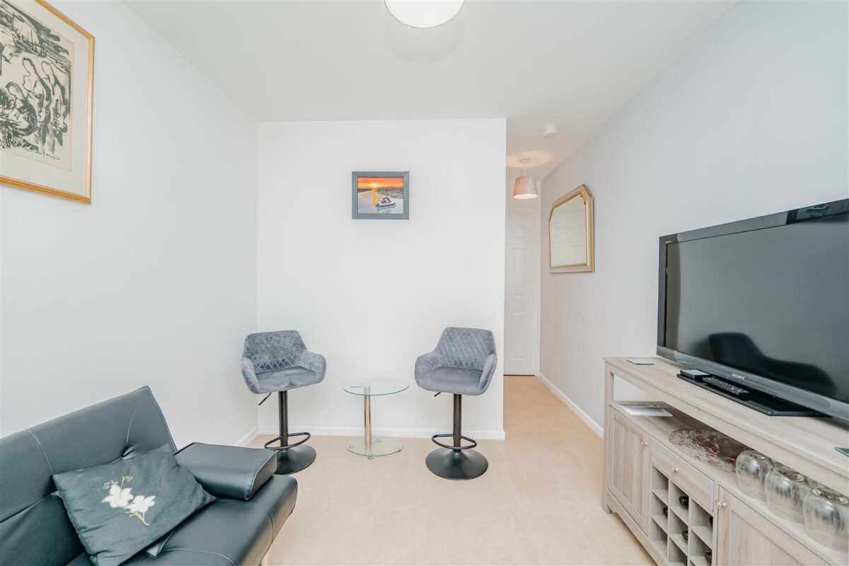 Sherbourne Close, Barry