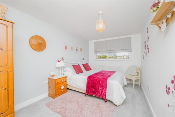 Pontypridd Road, Barry