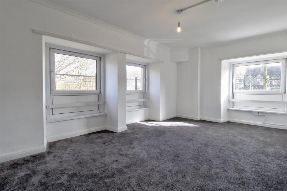 Office Street, Porth