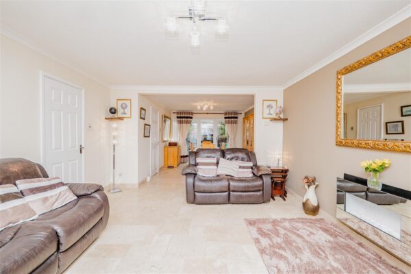 Sherbourne Close, Barry