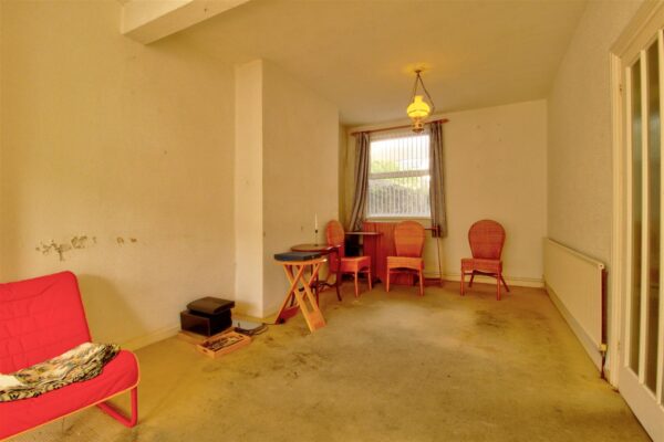 Regent Street, Barry