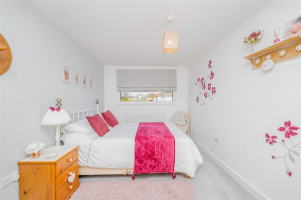 Pontypridd Road, Barry