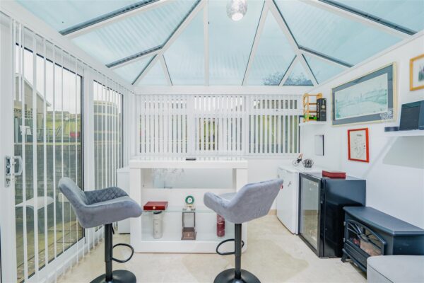 Sherbourne Close, Barry