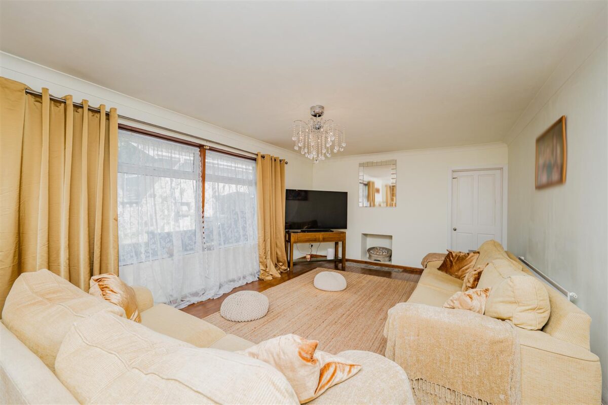 St. Brannocks Close, Barry