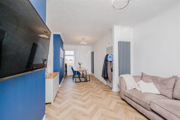 Charlotte Place, Barry