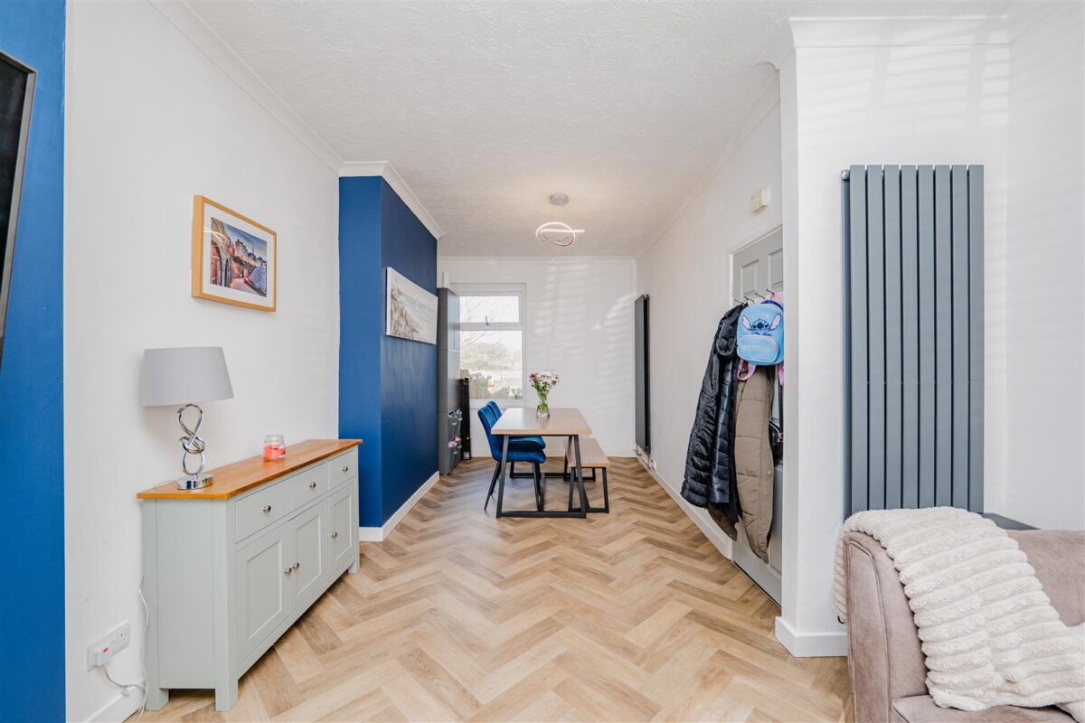 Charlotte Place, Barry