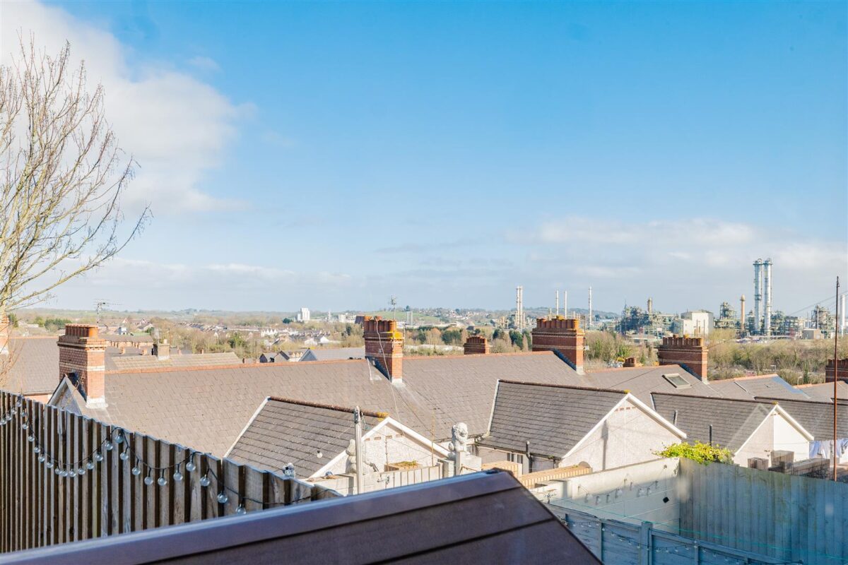 Charlotte Place, Barry