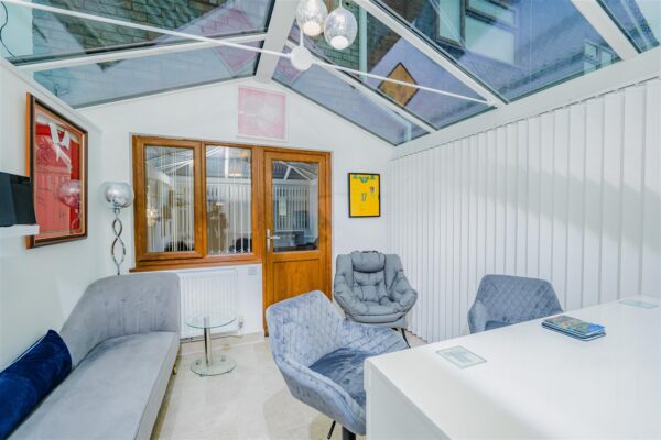 Sherbourne Close, Barry