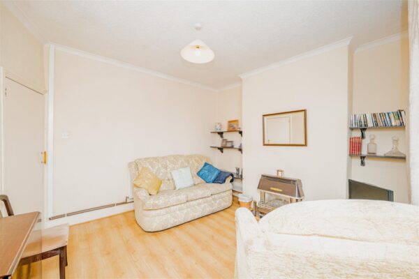 Coigne Terrace, Barry