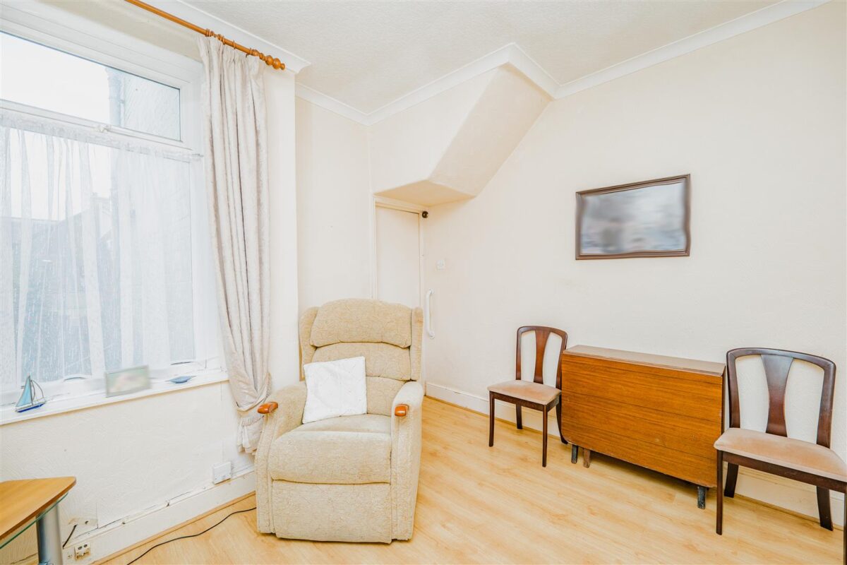 Coigne Terrace, Barry