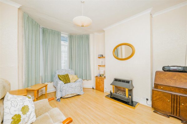 Coigne Terrace, Barry