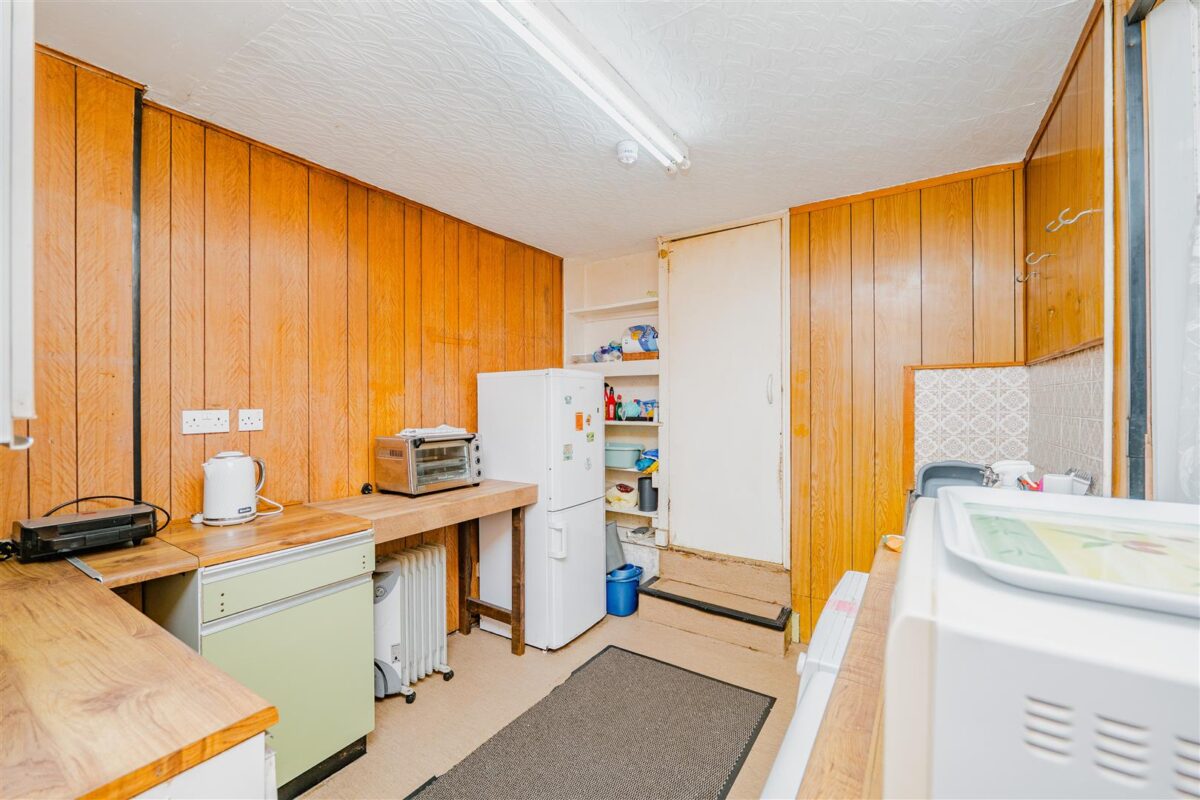 Coigne Terrace, Barry