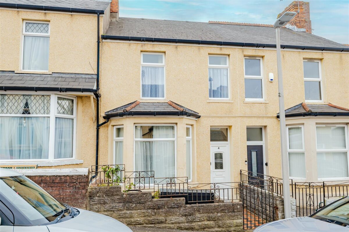 Coigne Terrace, Barry