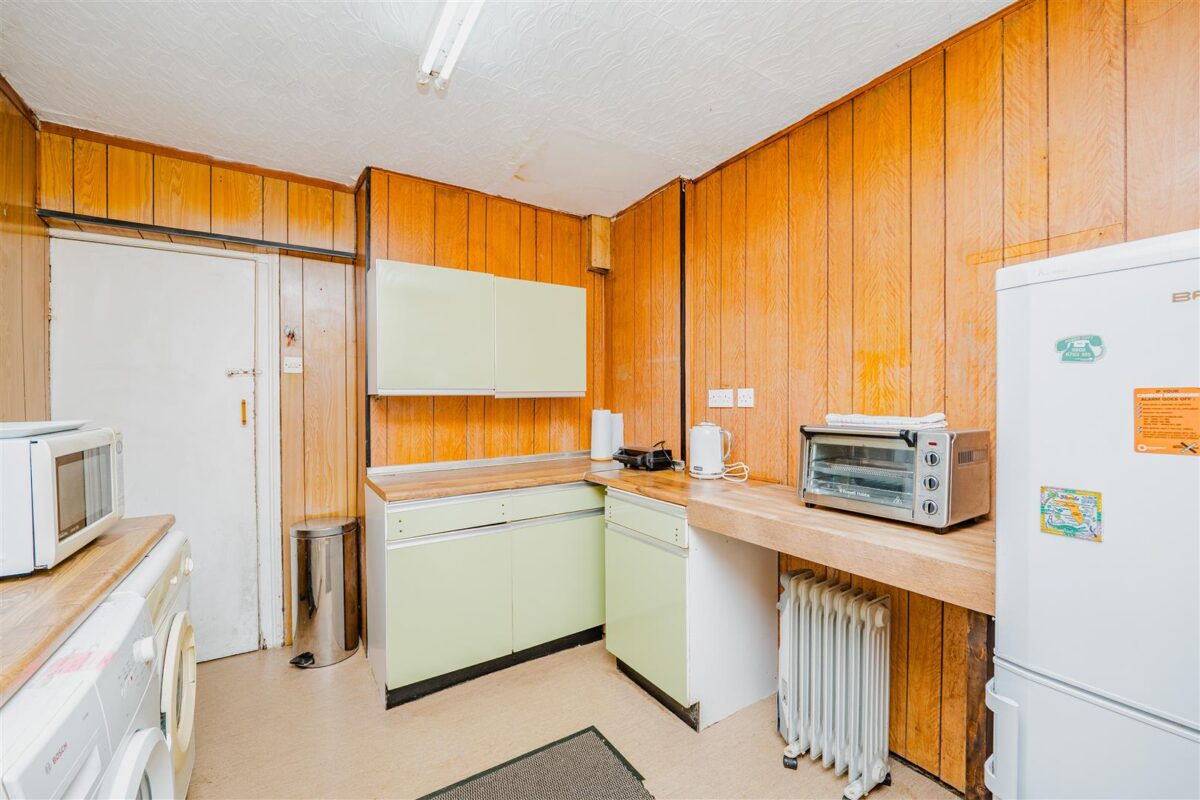 Coigne Terrace, Barry