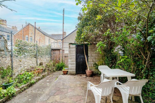 Coigne Terrace, Barry