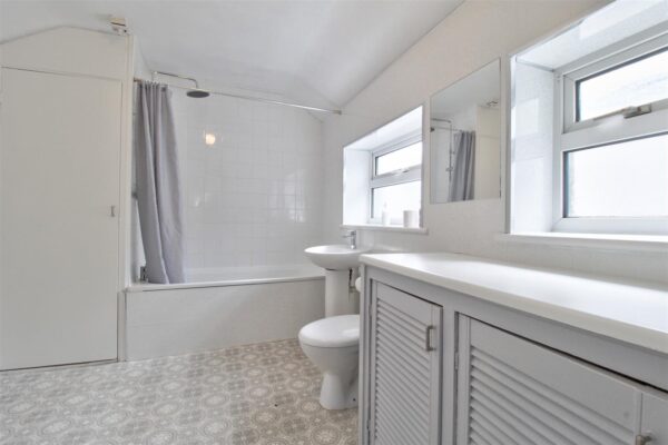 Wood Street, Cilfynydd, Pontypridd