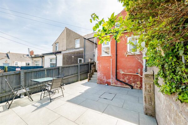 Coigne Terrace, Barry