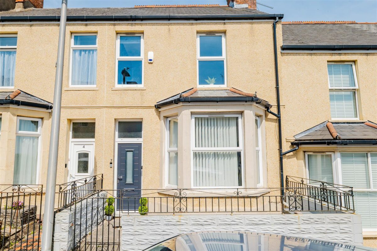Coigne Terrace, Barry