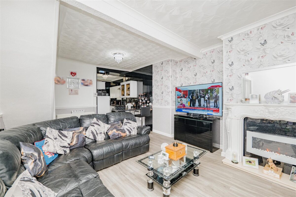 Llewellyn Street, Barry
