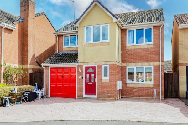 Thistle Close, Barry