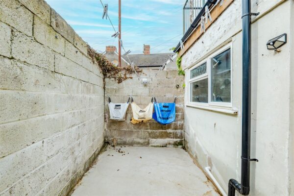 Llewellyn Street, Barry