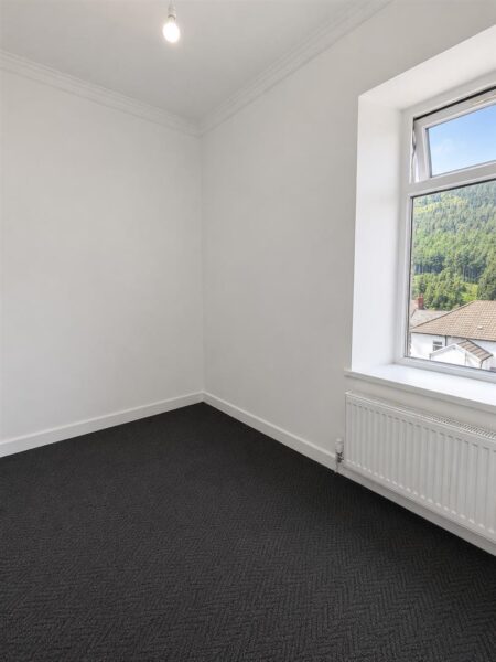 Queen Street, Abertillery