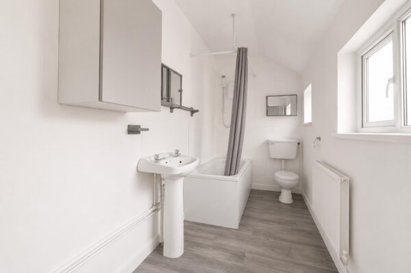 Greys Crescent, Tir-Y-Berth, Hengoed