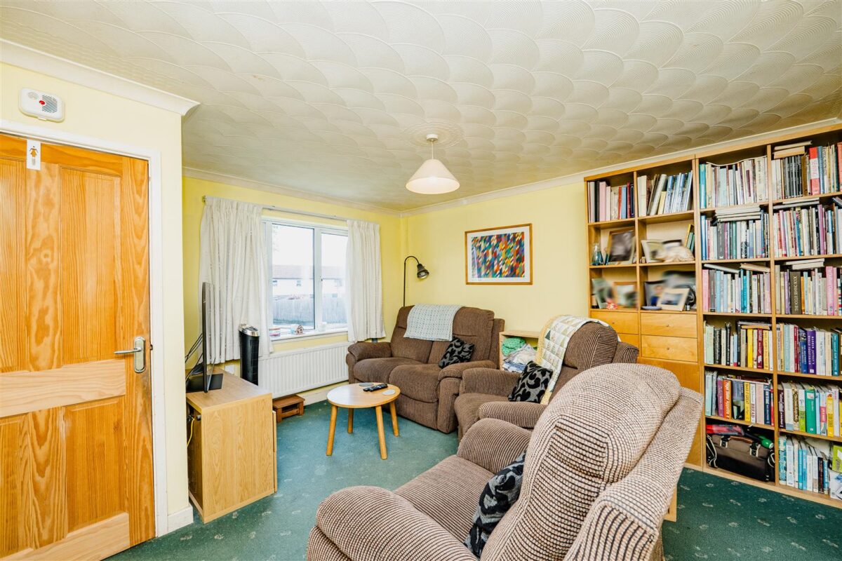 Blyth Close, Barry
