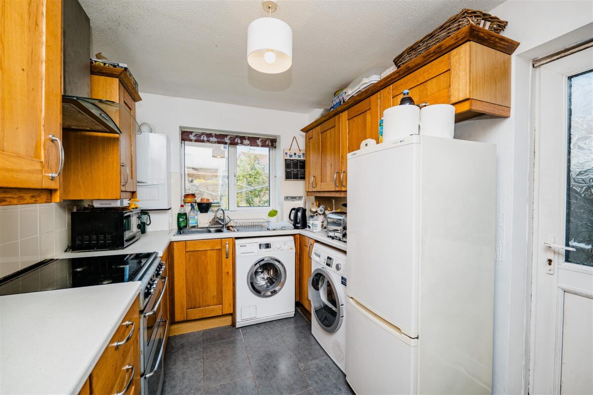 Blyth Close, Barry