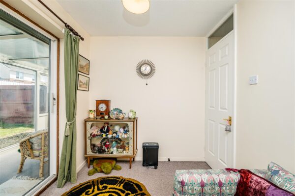 Enfield Drive, Barry
