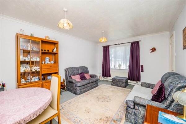 Enfield Drive, Barry