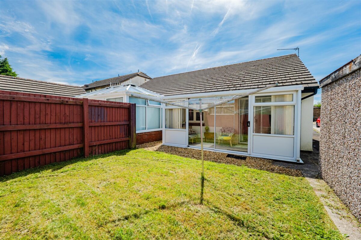 Enfield Drive, Barry