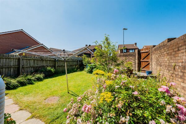Blyth Close, Barry
